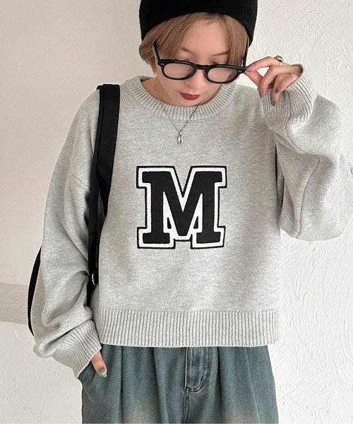 apres jour mignon（アプレジュールミニョン）の「Mロゴニット【ZOZOTOWN限定アイテム】（ニット/セーター・レディース・オフホワイト/グレー/ネイビー・X-LARGE/フリー）」の9枚目の写真