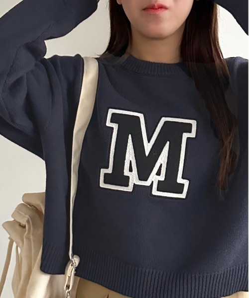apres jour mignon（アプレジュールミニョン）の「Mロゴニット【ZOZOTOWN限定アイテム】（ニット/セーター・レディース・オフホワイト/グレー/ネイビー・X-LARGE/フリー）」の5枚目の写真