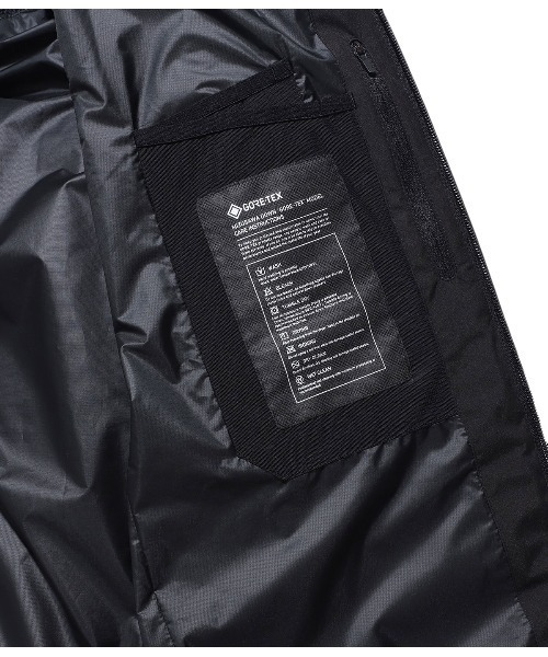 DESCENTE ALLTERRAIN（デサント　オルテライン）の「DESCENTE ALLTERRAIN / デサントオルテライン (水沢ダウン)：別注 MIZUSAWA DOWN JACKET “GORE-TEX ENFOLD“(エンフォルド)：ONLYARK-0-1032[NOA]（ダウンジャケット/コート・メンズ・ブラック・M/L/O/XO/S）」の17枚目の写真