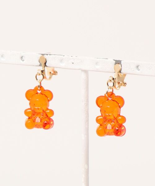tone（トーン）の「【charme by pimo 】くま　イヤリング　キッズアクセサリー(MA)（イヤリング・レディース・イエロー/グリーン/ブルー/グリーン系その他2/パープル/イエロー系その他2/オレンジ系その他2/オレンジ/ピンク/ブルー系その他2/グリーン系その他/ピンク系その他2/パープル系その他2/ピンク系3・FREE）」の13枚目の写真