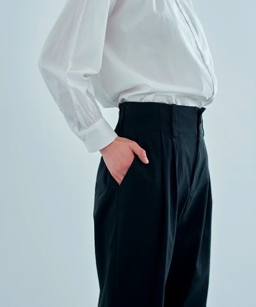 HAU(ハウ)の「パンツ tidy(スラックス・レディース・ブラック/ネイビー・MEDIUM/SMALL)」の8枚目の写真