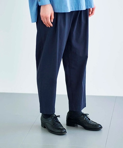 HAU(ハウ)の「パンツ tidy(スラックス・レディース・ブラック/ネイビー・MEDIUM/SMALL)」の12枚目の写真