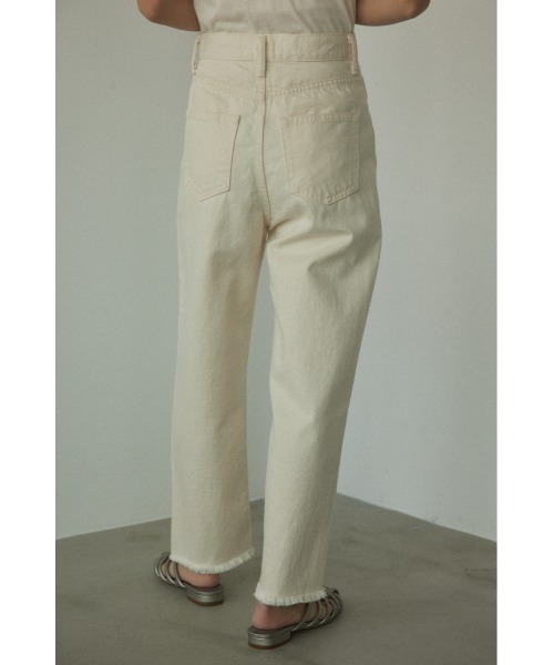 BLACK BY MOUSSY（ブラックバイマウジー）の「CAW white denim（カウホワイトデニム）（デニムパンツ・レディース・ホワイト・25inch/24inch/23inch/26inch）」の5枚目の写真