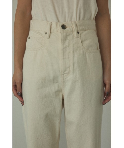 BLACK BY MOUSSY（ブラックバイマウジー）の「CAW white denim（カウホワイトデニム）（デニムパンツ・レディース・ホワイト・25inch/24inch/23inch/26inch）」の6枚目の写真