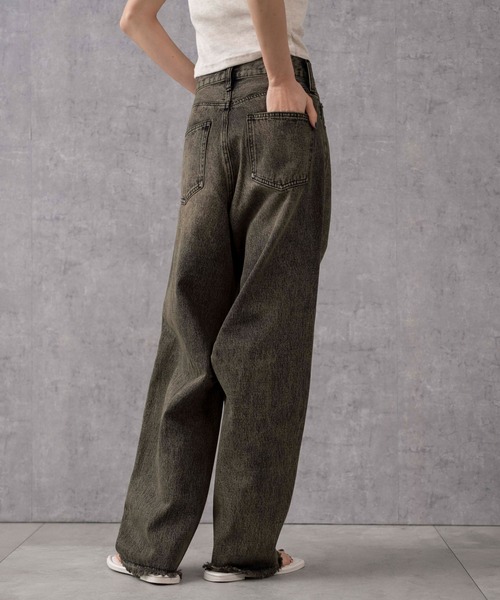 WEGO（ウィゴー）の「WEGO/ヴィンテージウォッシュカーブデニムパンツ（デニムパンツ・レディース・インディゴブルー/コバルトブルー/ブラック系その他/ブラック/スミクロ・SMALL/MEDIUM）」の9枚目の写真