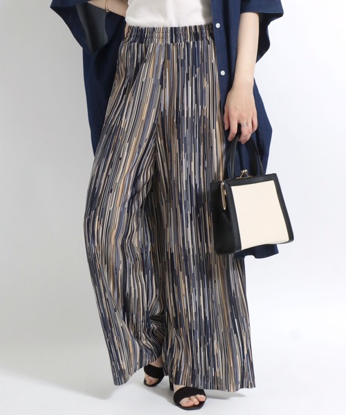 Salong hameu（サロン ハミュー）の「お好みの股下にカットできる 総柄カットプリーツパンツ/イージーワイドパンツ レディース（その他パンツ・レディース・ブルー系その他/ブラック系その他2/グレー系その他/レオパード/ネイビー系/ブラック系その他3/オレンジ系その他/ブラック系その他/グレー系その他2/ベージュ/ブラック系その他4/ブラウン系その他/グレー系その他3・L/M）」の10枚目の写真