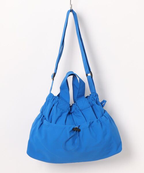 and it_（アンドイット）の「ドローストリングショルダー（ショルダーバッグ・レディース・アイボリー/ブルー/グリーン/パープル/イエロー/ブラック・FREE）」の5枚目の写真