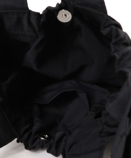 and it_（アンドイット）の「ドローストリングショルダー（ショルダーバッグ・レディース・アイボリー/ブルー/グリーン/パープル/イエロー/ブラック・FREE）」の11枚目の写真