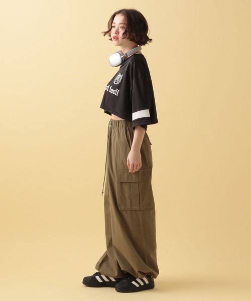 PBLIM(ページボーイリム)の「PBLIM/ユニフォームVネックT(Tシャツ/カットソー・レディース・ブラック/レッド・SMALL/MEDIUM)」の7枚目の写真