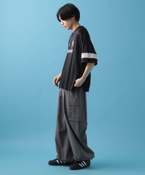 PBLIM(ページボーイリム)の「PBLIM/ユニフォームVネックT(Tシャツ/カットソー・レディース・ブラック/レッド・SMALL/MEDIUM)」の13枚目の写真