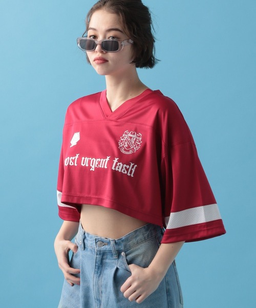 PBLIM(ページボーイリム)の「PBLIM/ユニフォームVネックT(Tシャツ/カットソー・レディース・ブラック/レッド・SMALL/MEDIUM)」の16枚目の写真