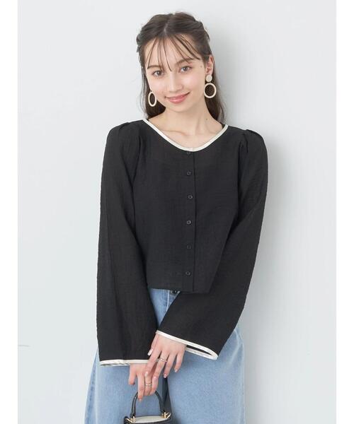 earth music&ecology（アースミュージックアンドエコロジー）の「シアーパイピングシャツ（シャツ/ブラウス・レディース・アイボリー/ブラック/サックスブルー・FREE）」の17枚目の写真