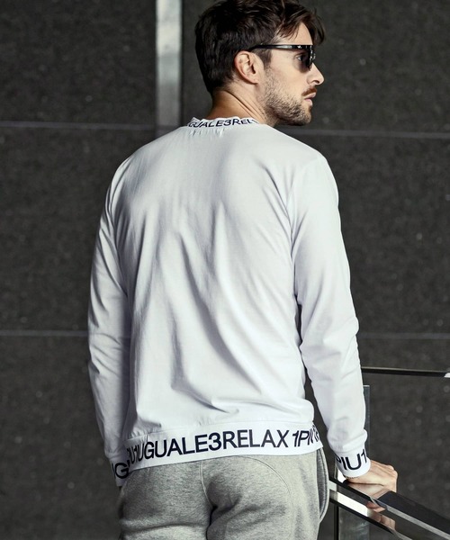 1PIU1UGUALE3  RELAX （ウノピゥウノウグァーレトレ リラックス）の「【WEB・直営店限定】1PIU1UGUALE3 RELAX(ウノピゥウノウグァーレトレ リラックス)ネックロゴロングTシャツ（Tシャツ/カットソー・メンズ・ホワイト/ブラック/ブラック×ブラック/ホワイト×ホワイト・M/S/XXL/XL/L）」の17枚目の写真