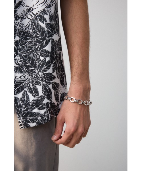 AZUL by moussy(アズールバイマウジー)の「ランダムチェーンブレスレット(ブレスレット・メンズ・ブラック/シルバー・FREE)」の2枚目の写真