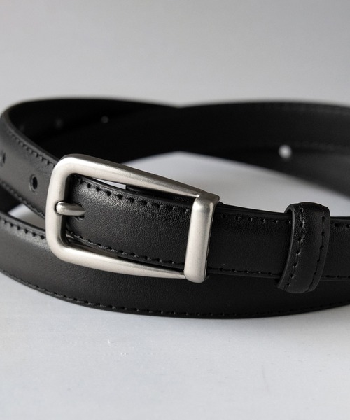 me+em select(ミームセレクト)の「【 メンズ・レディース兼用 】 マットスクエアバッグルフェイクレザーベルト /matte square buckle fake leather belt(ベルト・レディース・アイボリー/ブラック・FREE)」の22枚目の写真