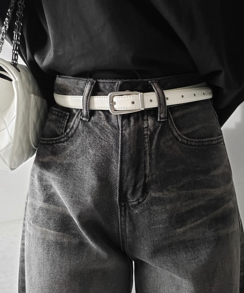 me+em select(ミームセレクト)の「【 メンズ・レディース兼用 】 マットスクエアバッグルフェイクレザーベルト /matte square buckle fake leather belt(ベルト・レディース・アイボリー/ブラック・FREE)」の20枚目の写真