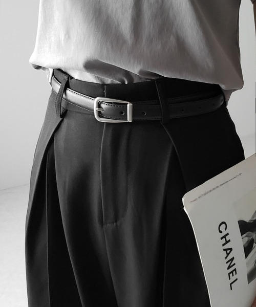 me+em select(ミームセレクト)の「【 メンズ・レディース兼用 】 マットスクエアバッグルフェイクレザーベルト /matte square buckle fake leather belt(ベルト・レディース・アイボリー/ブラック・FREE)」の11枚目の写真