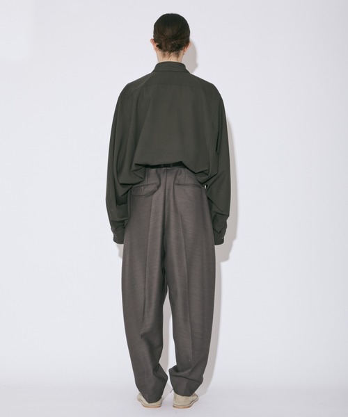 beautiful people(ビューティフルピープル)の「british surge three tuck peg top pants(スラックス・レディース・グレー/ブラック・36/40/38/34)」の8枚目の写真