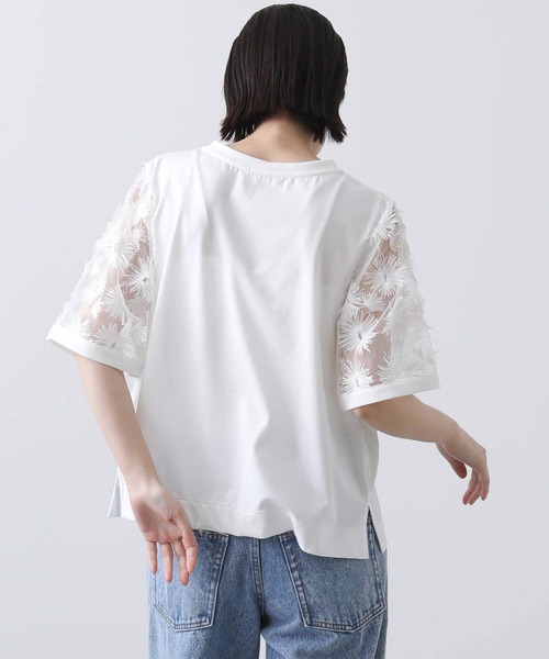 Gready Brilliant（グレディブリリアン）の「３Ｄフラワーベルスリーブカットソー（Tシャツ/カットソー・レディース・オフホワイト/ブラック・38）」の8枚目の写真