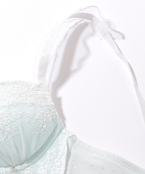 Lace Ladies（レースレディース）の「フロントレースアップ 花柄 刺繍ノンワイヤー ブラ&ショーツ セット（ブラ&ショーツ・レディース・ブラック/アイボリー/ブルー・70/75/80/85）」の12枚目の写真