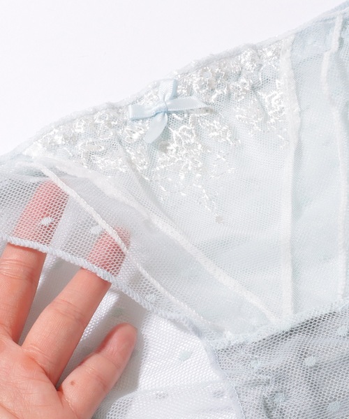 Lace Ladies（レースレディース）の「フロントレースアップ 花柄 刺繍ノンワイヤー ブラ&ショーツ セット（ブラ&ショーツ・レディース・ブラック/アイボリー/ブルー・70/75/80/85）」の22枚目の写真