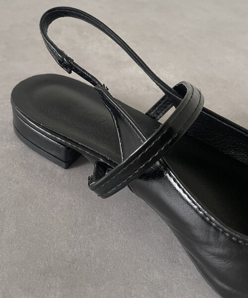 Thevon（ゼボン）の「ストラップミュール（パンプス・レディース・シルバー/ブラック・M/L）」の8枚目の写真