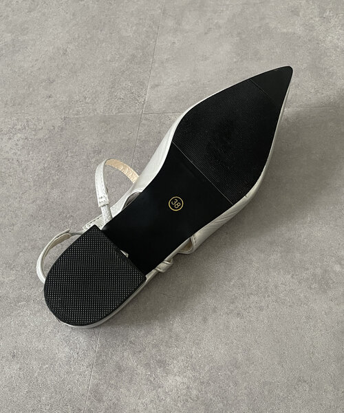 Thevon（ゼボン）の「ストラップミュール（パンプス・レディース・シルバー/ブラック・M/L）」の16枚目の写真