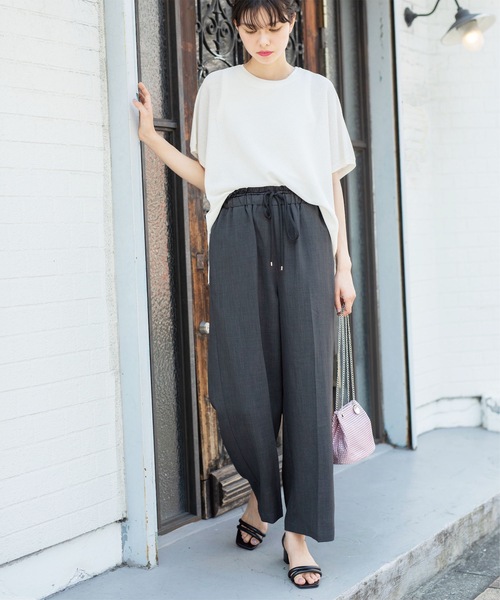 OPAQUE.CLIP（オペークドットクリップ）の「◆ウエストサテン使いイージーワイドパンツ【洗濯機洗い可】（その他パンツ・レディース・ブラック/チャコールグレー/ブラウン系その他・40/38/42/36）」の6枚目の写真