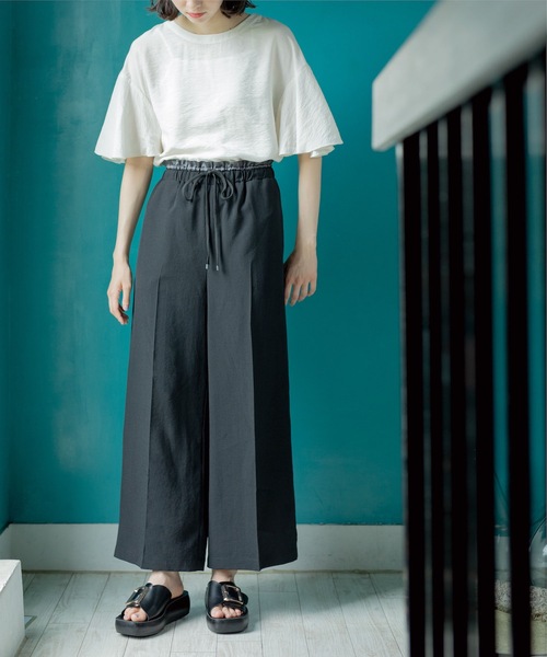 OPAQUE.CLIP（オペークドットクリップ）の「◆ウエストサテン使いイージーワイドパンツ【洗濯機洗い可】（その他パンツ・レディース・ブラック/チャコールグレー/ブラウン系その他・40/38/42/36）」の11枚目の写真