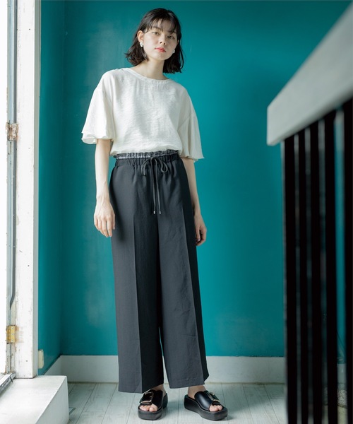 OPAQUE.CLIP（オペークドットクリップ）の「◆ウエストサテン使いイージーワイドパンツ【洗濯機洗い可】（その他パンツ・レディース・ブラック/チャコールグレー/ブラウン系その他・40/38/42/36）」の12枚目の写真
