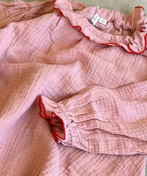 CALMIA（カルミア）の「Wガーゼフリルカラーロングスリーブワンピース（ワンピース・キッズ・ベージュ/チャコール/ピンク・100/150/140/110/90/80/130/120）」の6枚目の写真