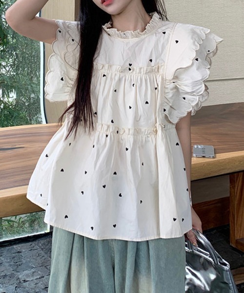 gossip!ロサンゼルス(ゴシップロサンゼルス)の「ハートスカラップ肩フリルブラウス(シャツ/ブラウス・レディース・オフホワイト・FREE)」の3枚目の写真