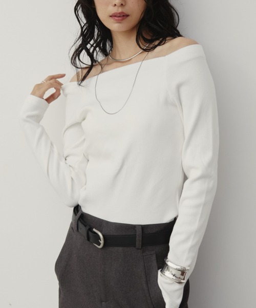 Aunt Marie's（アントマリーズ）の「カップ付きオフショルリブトップス/カットソー（Tシャツ/カットソー・レディース・チャコールグレー/グレー/ブラック/ブラウン/ホワイト・FREE）」の9枚目の写真