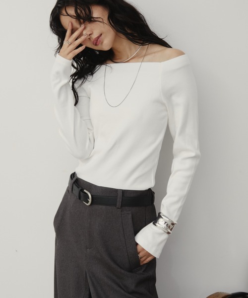 Aunt Marie's（アントマリーズ）の「カップ付きオフショルリブトップス/カットソー（Tシャツ/カットソー・レディース・チャコールグレー/グレー/ブラック/ブラウン/ホワイト・FREE）」の10枚目の写真