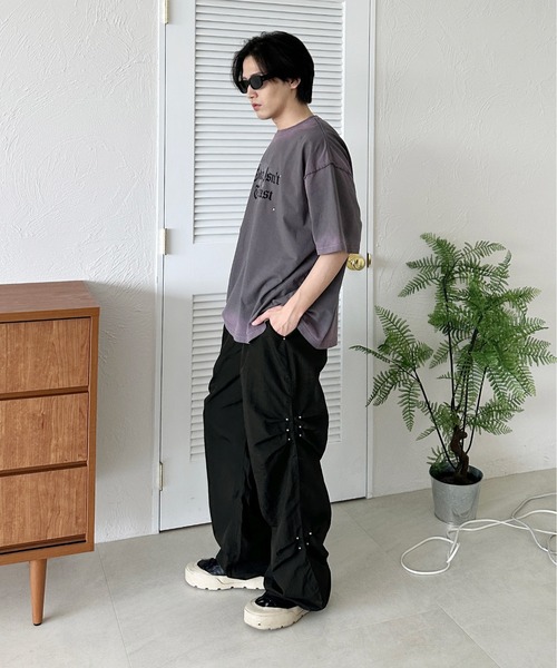 sedacle(セダクル)の「スプレー風プリントラインストーンTEE(Tシャツ/カットソー・メンズ・アイボリー/ブラウン/ブラック・SMALL/MEDIUM/LARGE)」の16枚目の写真