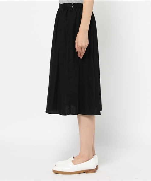 LBC（エルビーシー）の「コットンポリエステルプリーツスカート       （スカート・レディース・ライトグレー/Red/ブラック・LARGE/MEDIUM）」の4枚目の写真