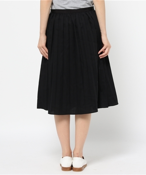 LBC（エルビーシー）の「コットンポリエステルプリーツスカート       （スカート・レディース・ライトグレー/Red/ブラック・LARGE/MEDIUM）」の5枚目の写真