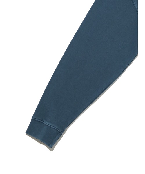 Levi's(リーバイス)の「Levi's/リーバイス グラフィック クルーネックスウェットシャツ ブルー INDIGO(スウェット・メンズ・グレー・S/M/L/XL)」の5枚目の写真