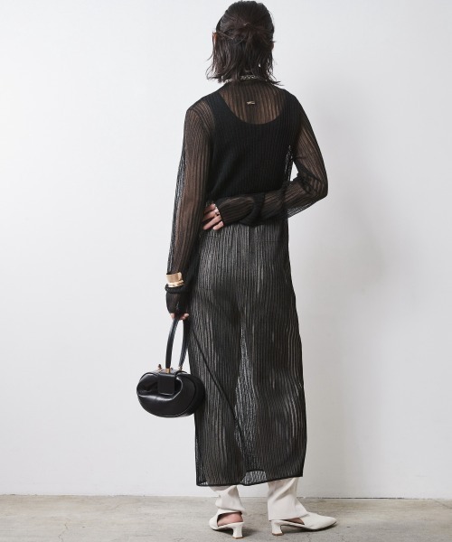 CHIC STYLE(シックスタイル)の「ニットロングワンピース <大きいサイズ有>シックスタイル (ワンピース・レディース・ブラウン/ブラック・M/L/LL/3L/4L/5L)」の22枚目の写真