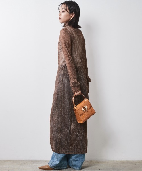 CHIC STYLE(シックスタイル)の「ニットロングワンピース <大きいサイズ有>シックスタイル (ワンピース・レディース・ブラウン/ブラック・M/L/LL/3L/4L/5L)」の6枚目の写真