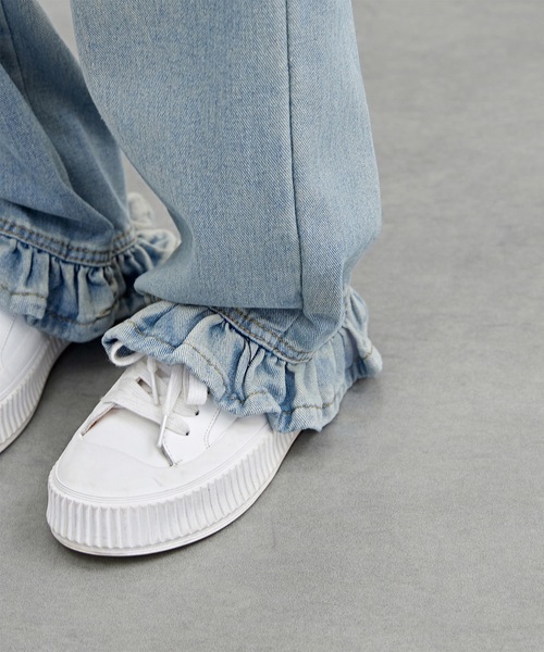 セール】ハイウエスト セミワイド フリル デニム パンツ（デニムパンツ