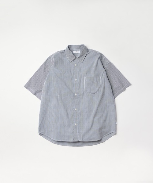 meltum(メルタム)の「LOOSE STRIPE SHIRT S/S(シャツ/ブラウス・メンズ・ブルー/ベージュ/ネイビー・MEDIUM/LARGE)」の1枚目の写真