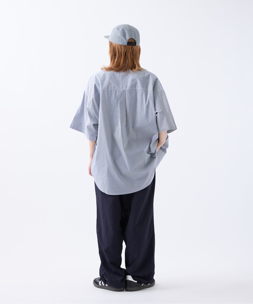 meltum(メルタム)の「LOOSE STRIPE SHIRT S/S(シャツ/ブラウス・メンズ・ブルー/ベージュ/ネイビー・MEDIUM/LARGE)」の22枚目の写真