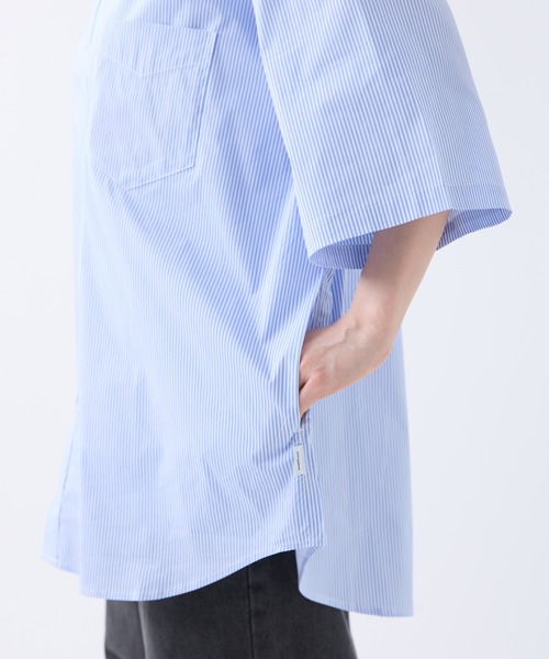 meltum(メルタム)の「LOOSE STRIPE SHIRT S/S(シャツ/ブラウス・メンズ・ブルー/ベージュ/ネイビー・MEDIUM/LARGE)」の6枚目の写真