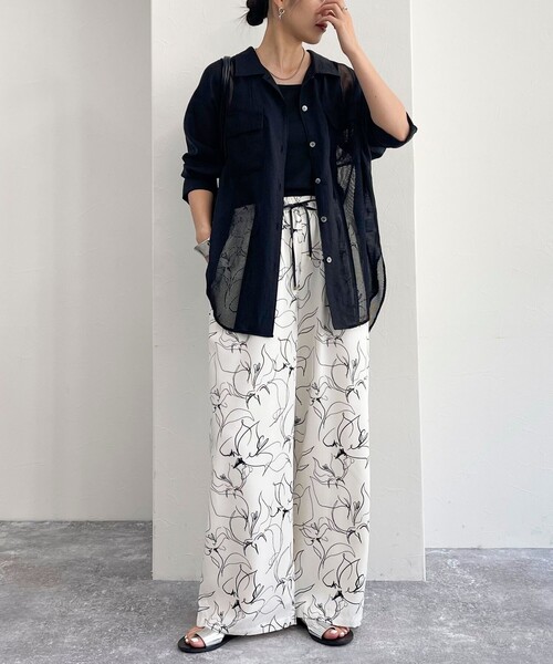 fredy emue（フレディエミュ）の「ラインアートイージーパンツ（その他パンツ・レディース・ホワイト系その他/ブラック系その他・36/38）」の8枚目の写真