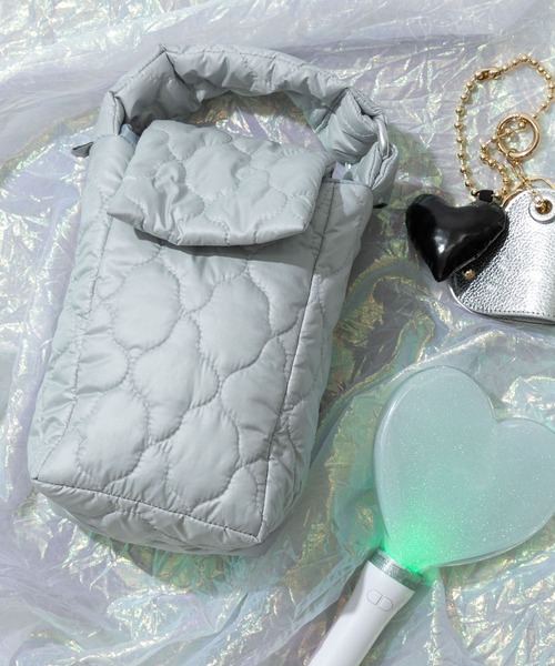 SMELLY（スメリー）の「my Choeae quilt bag（ハンドバッグ・レディース・シルバー/ブラック/アイボリー/ライトグレー・-）」の3枚目の写真