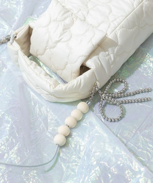 SMELLY（スメリー）の「my Choeae quilt bag（ハンドバッグ・レディース・シルバー/ブラック/アイボリー/ライトグレー・-）」の9枚目の写真