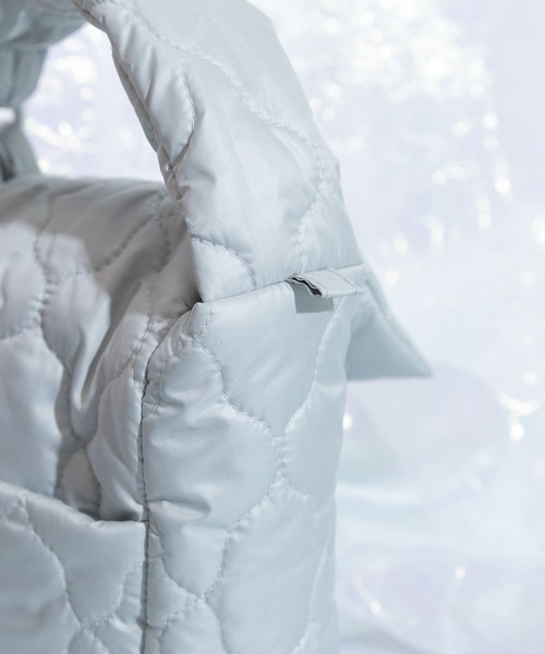 SMELLY（スメリー）の「my Choeae quilt bag（ハンドバッグ・レディース・シルバー/ブラック/アイボリー/ライトグレー・-）」の19枚目の写真