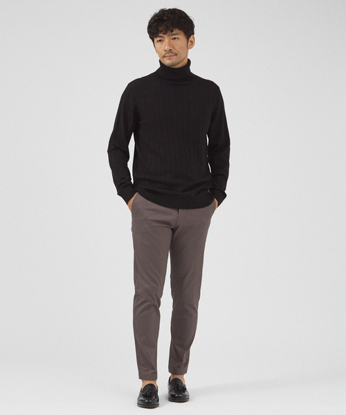 ABAHOUSE GRAY(アバハウスグレイ)の「【カシミアタッチ】12ゲージ ワイドリブ タートルネック ニット(ニット/セーター・メンズ・ホワイト/グレイッシュベージュ/セージグリーン/ブルー/ブラック・50/48/46)」の20枚目の写真