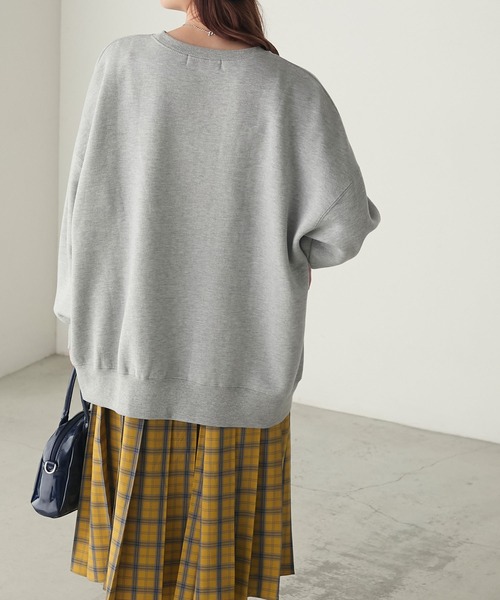 BONLECILL（ボンルシール）の「裏起毛ドッグプリント サガラ刺繍 BIGシルエットスウェット（スウェット・レディース・ネイビー/バーガンディー/モスグリーン/杢グレー/チャコールグレー・FREE）」の18枚目の写真